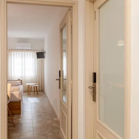 בית הארחה Rooms4you 2 In Historic Center Of